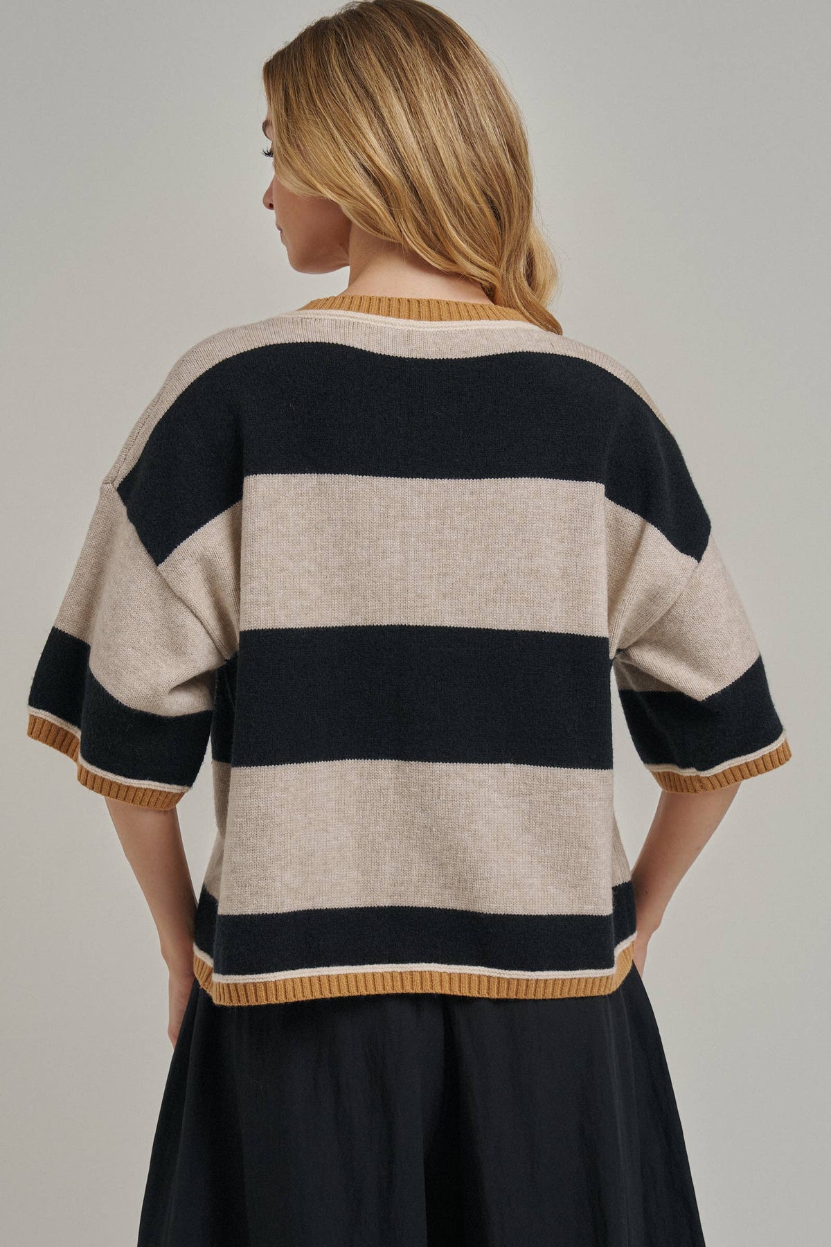 BON WIDE STRIPE LOOSE FIT SWEATER CARDIGAN_JLT00402-01