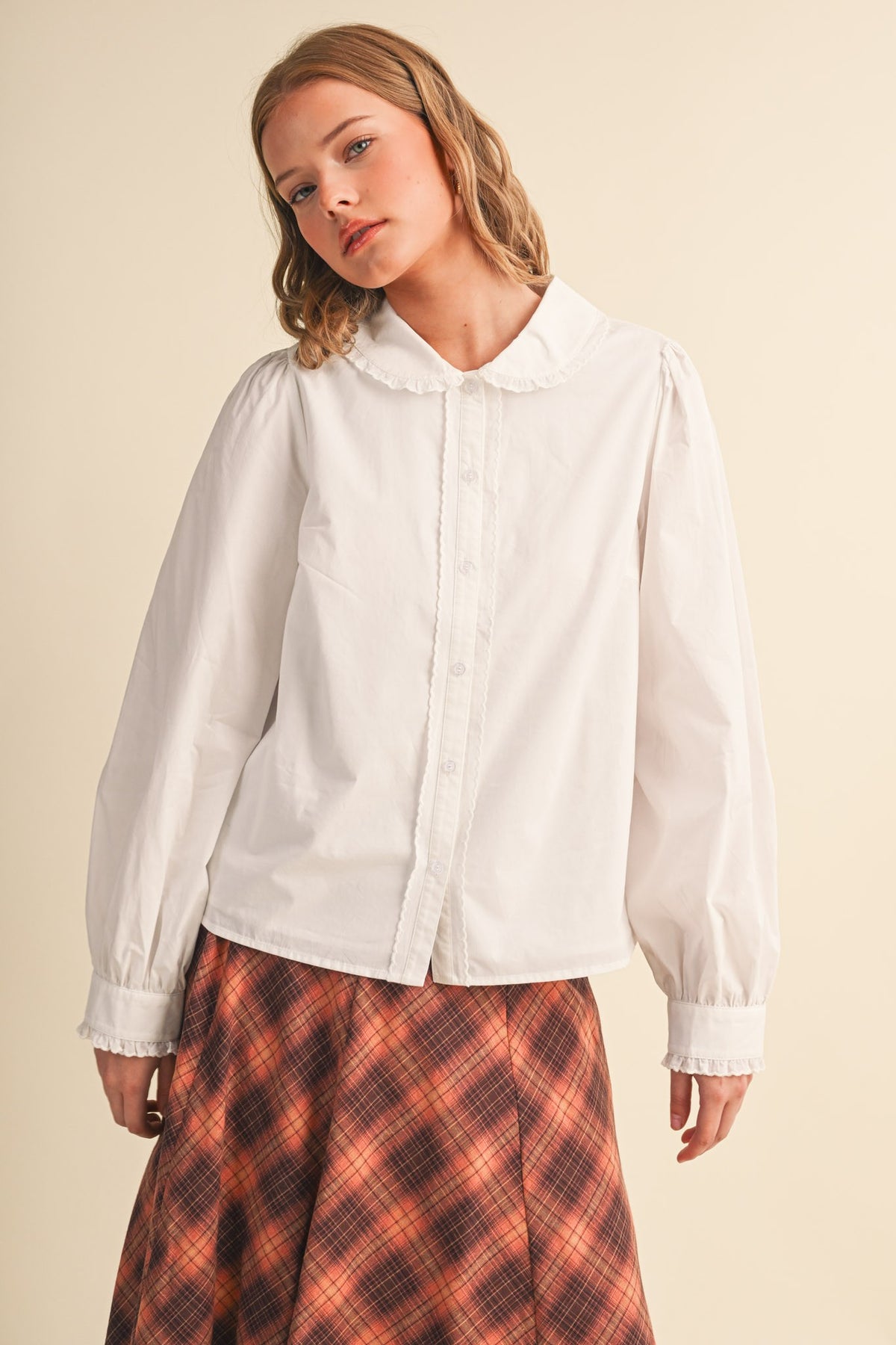 &Merci Off White Button Up Top With Scalloped Trim (MTP5237)