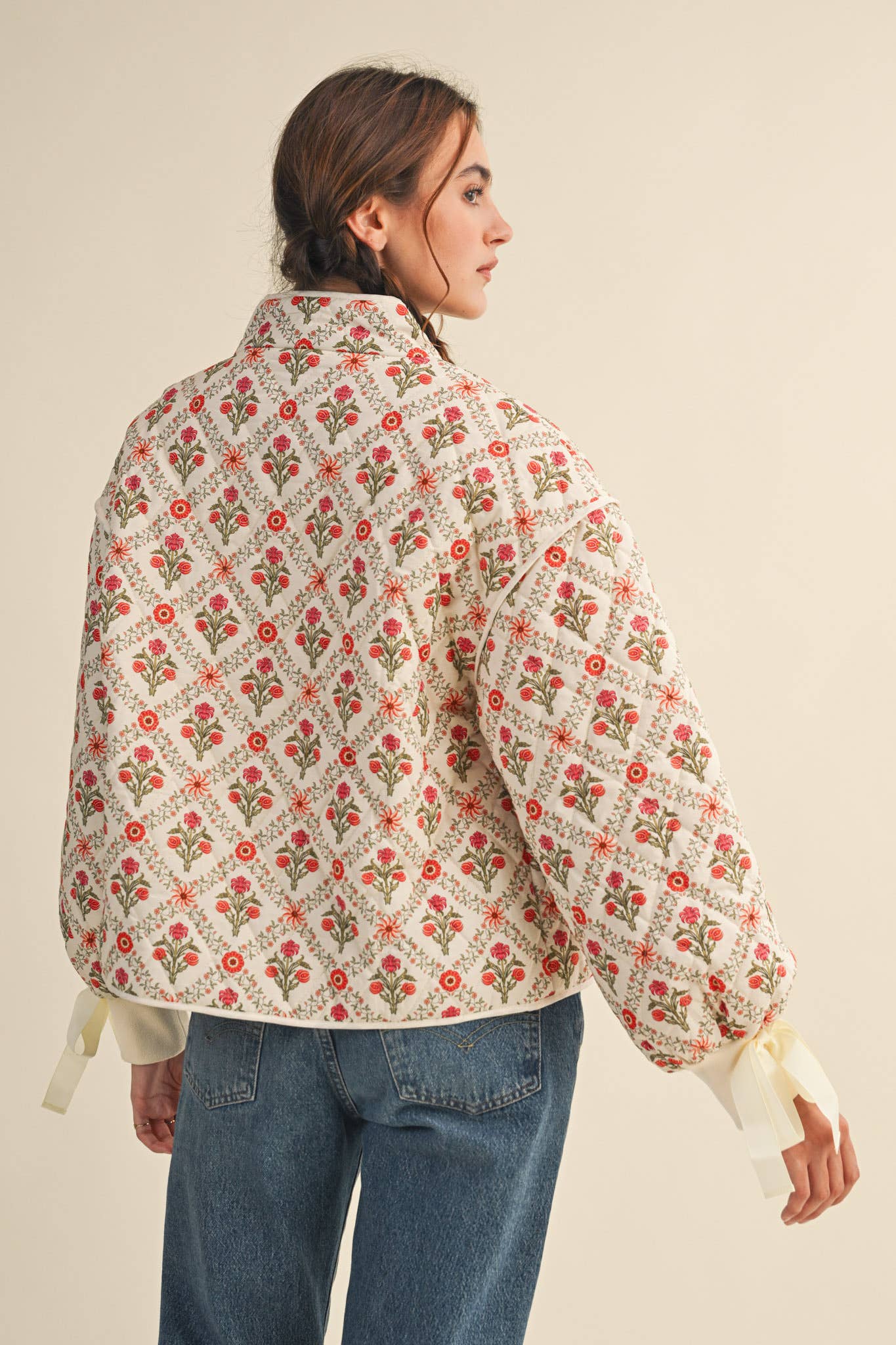 FLORAL QUILTED JACKET WITH RIBBON DETAIL MJK4431