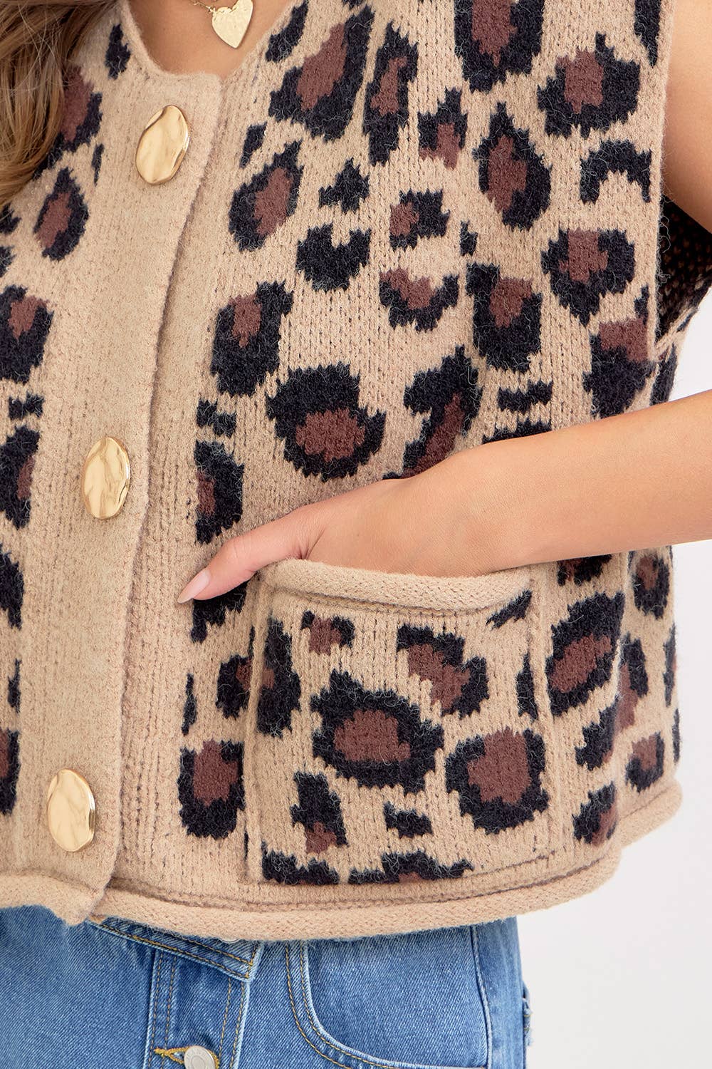 LEOPARD PRINT KNIT BUTTON-UP SWEATER TOP