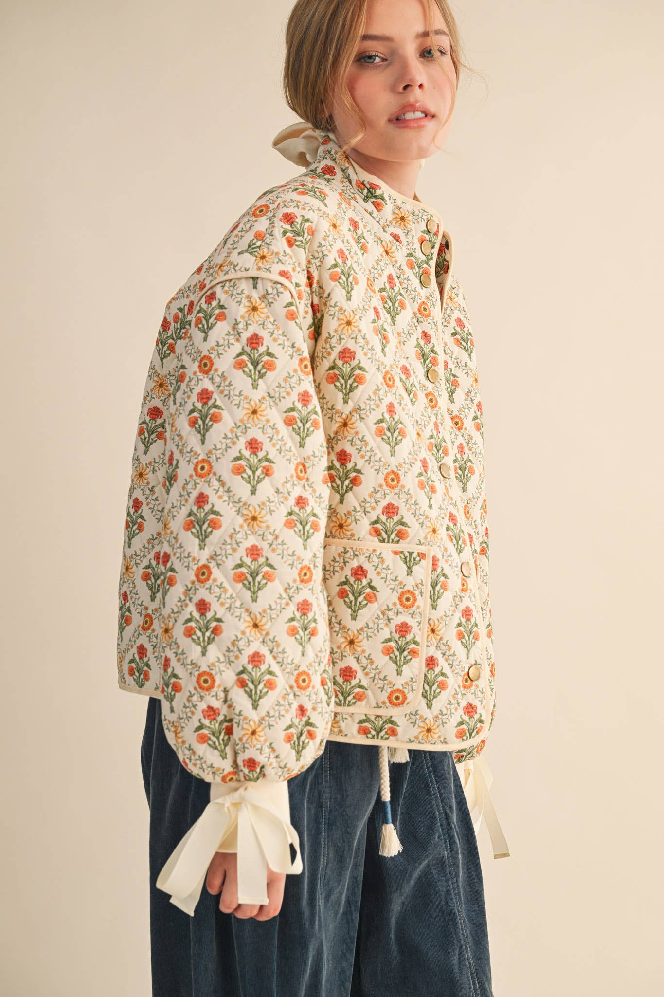 FLORAL QUILTED JACKET WITH RIBBON DETAIL MJK4431