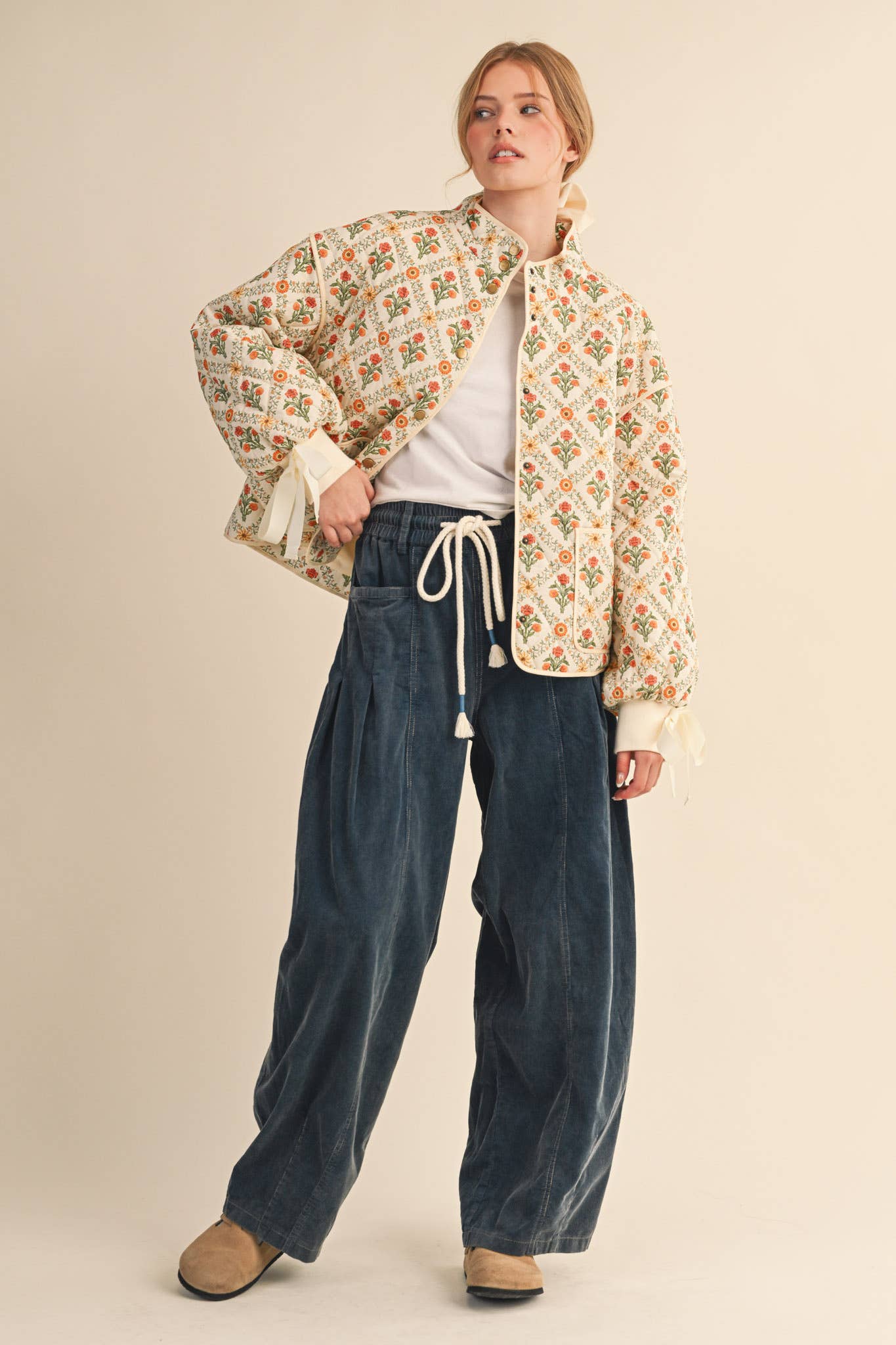 FLORAL QUILTED JACKET WITH RIBBON DETAIL MJK4431
