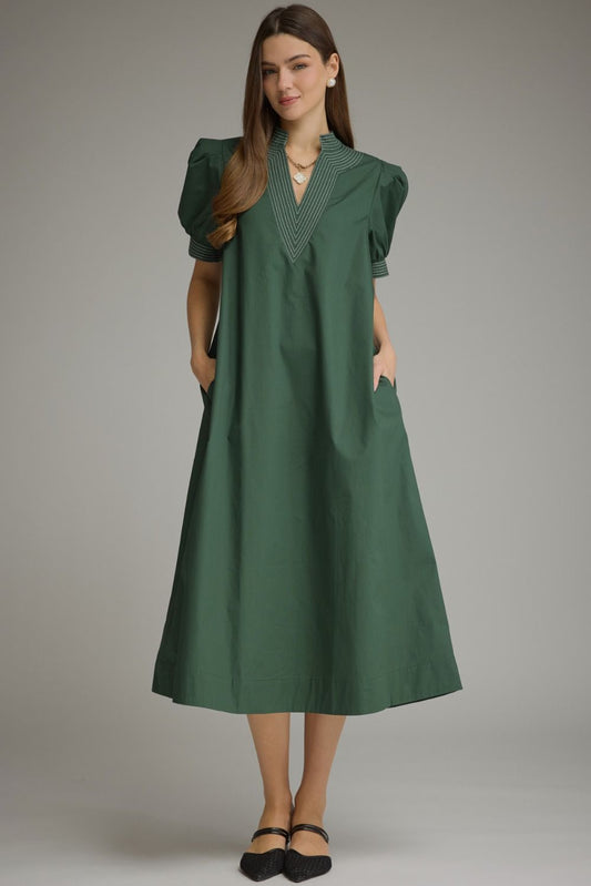 Entro Hunter Green V-Neck Short Sleeve Midi Dress (D33210)