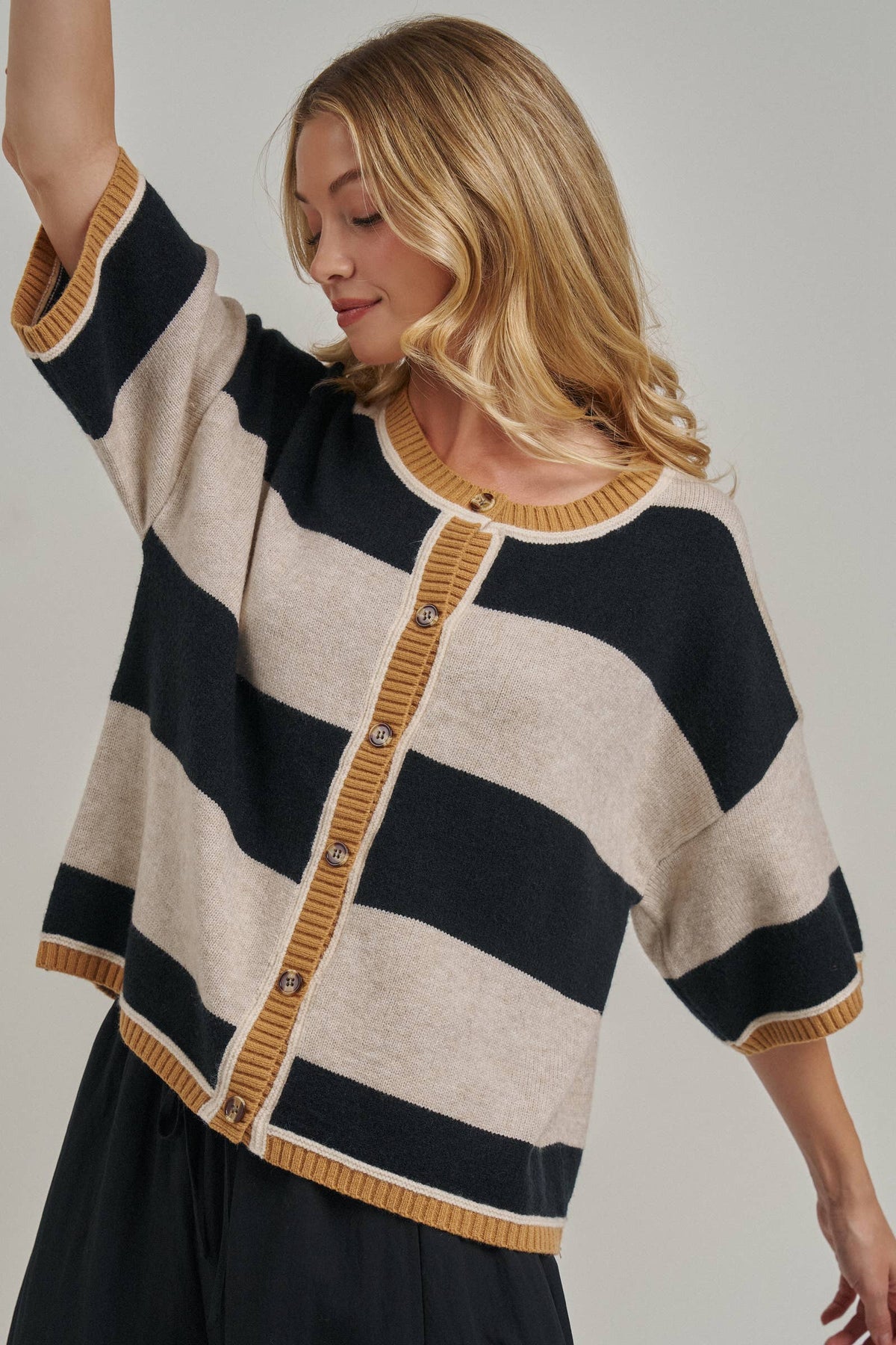BON WIDE STRIPE LOOSE FIT SWEATER CARDIGAN_JLT00402-01