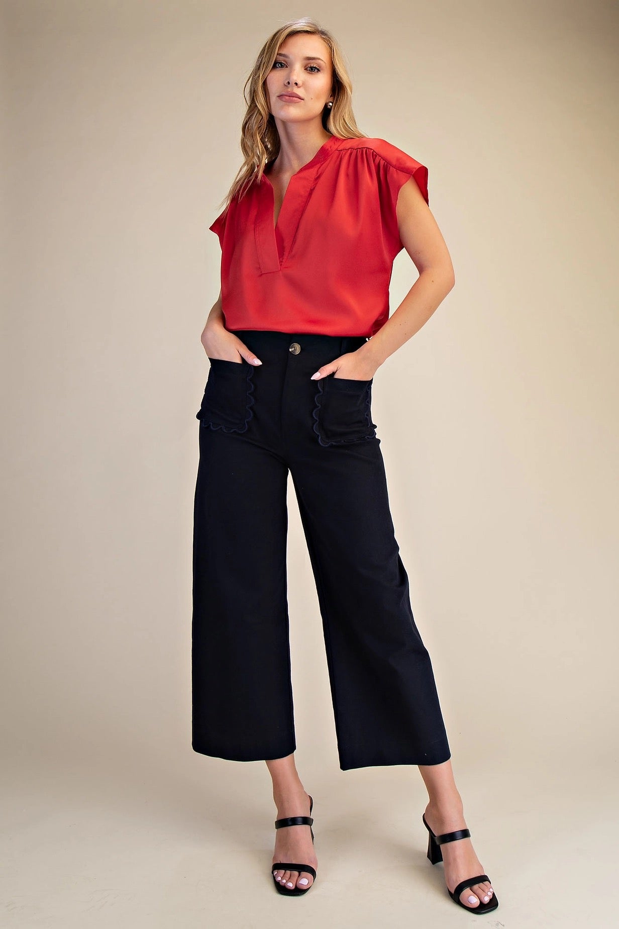 Glam Scallop Wide Leg Pants