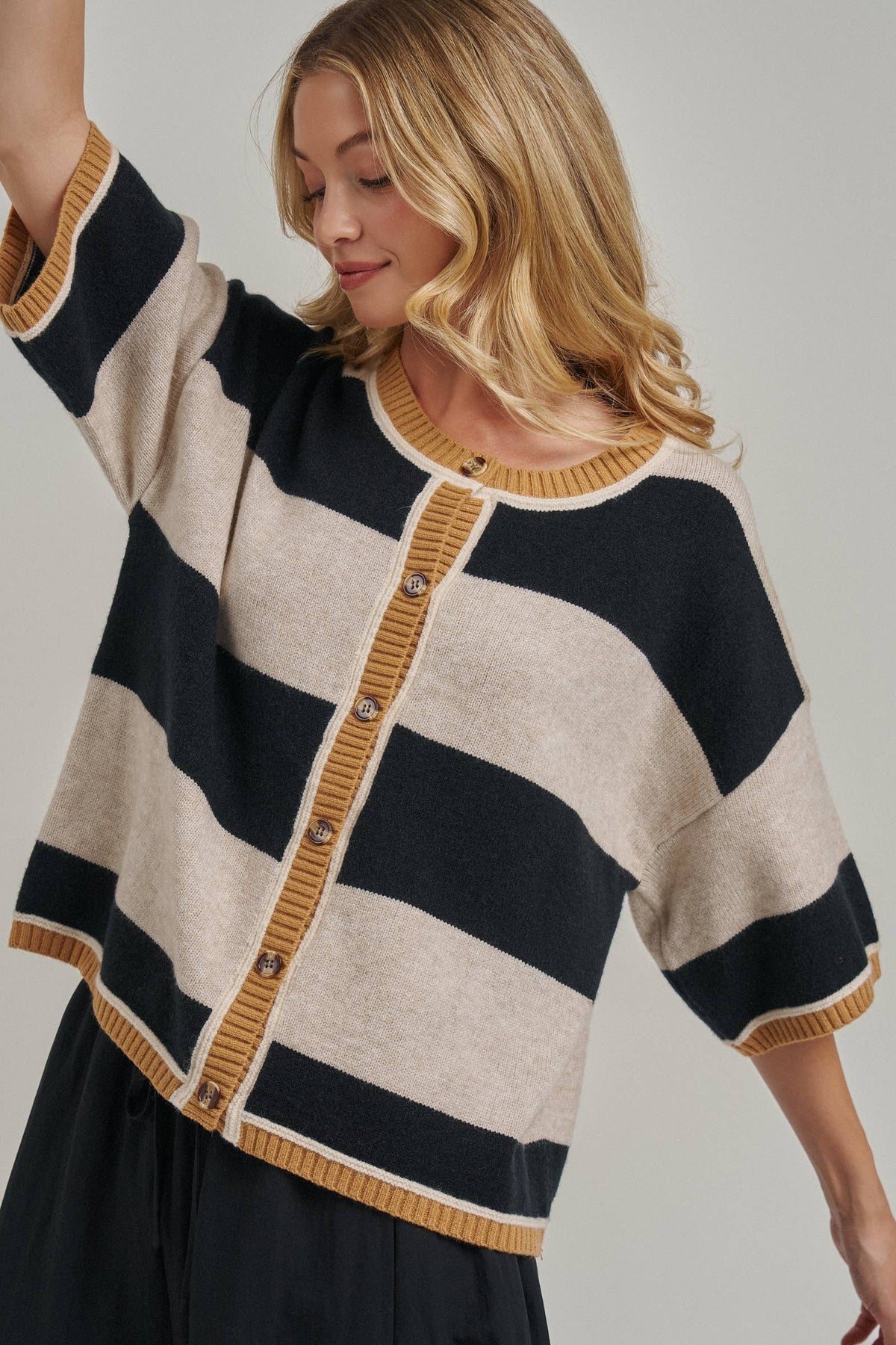 BON WIDE STRIPE LOOSE FIT SWEATER CARDIGAN_JLT00402-01
