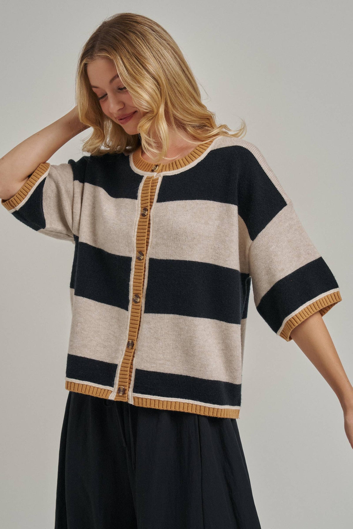 BON WIDE STRIPE LOOSE FIT SWEATER CARDIGAN_JLT00402-01